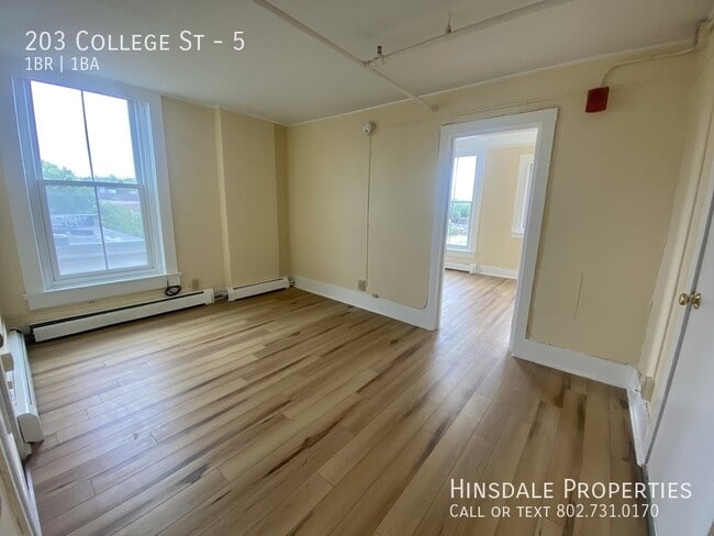 Photo - 203 College St Unit 5
