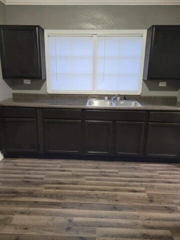 Photo - 205 E 7th St