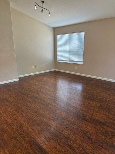 1491 Velasquez Ln