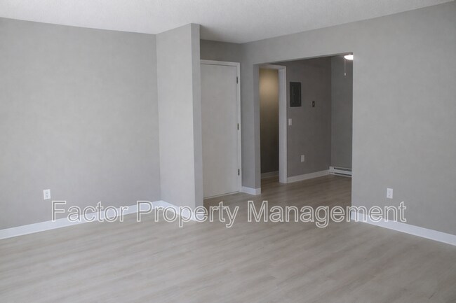 Photo - 418 Allan Ave Unit 5