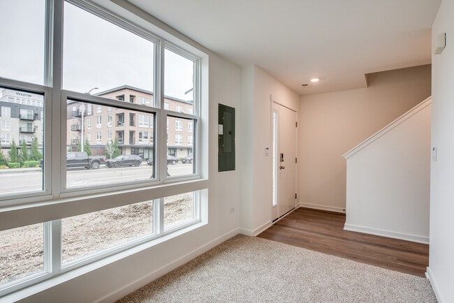 Photo - 382 Summit Cir