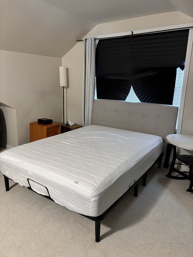 Bedroom - 49 Bower St