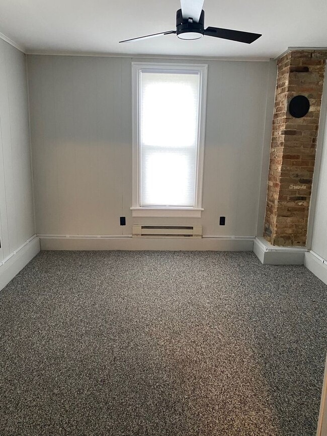 Photo - 114 N Penn St Unit #4