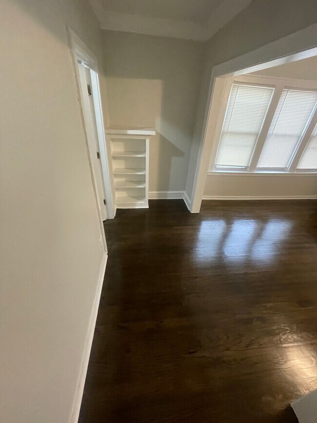 Photo - 2419 W 60th St Unit 2