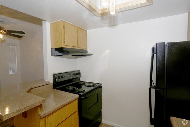 Kitchen - Windsprings Apartments