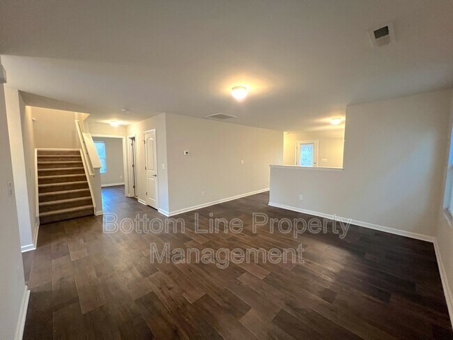 Photo - 636 Newfound Hollow Dr