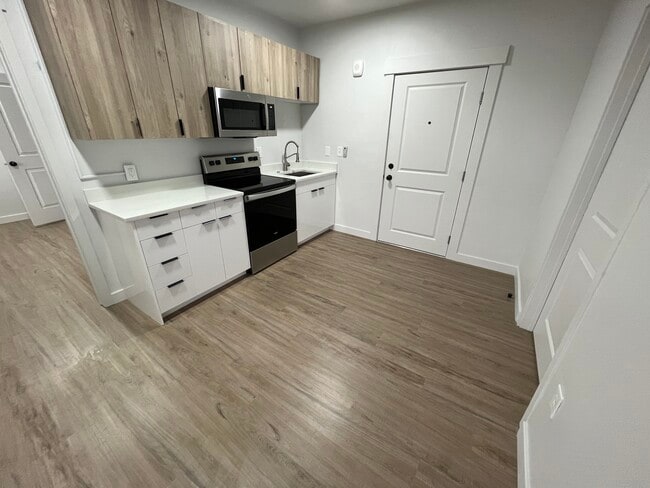 Building Photo - 404 E 5600 S Unit 308