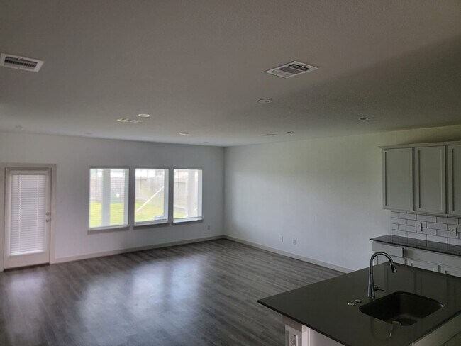 Photo - 7711 Sleek Flock Ln