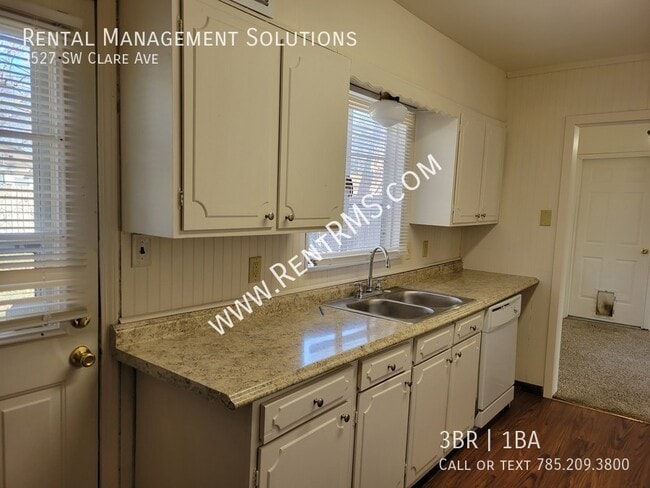 Photo - 3527 SW Clare Ave