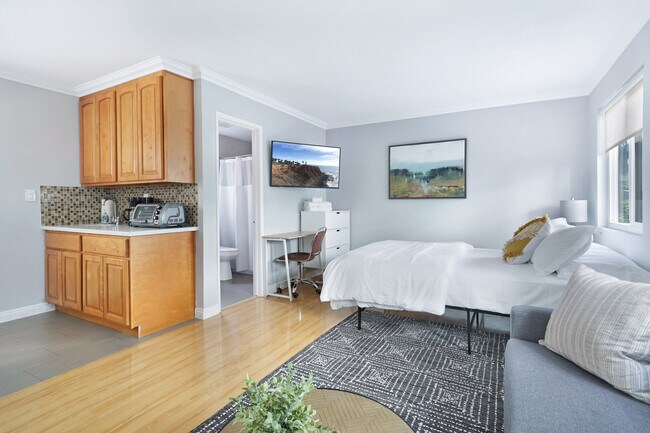 Photo - 116 Buccaneer St Unit B