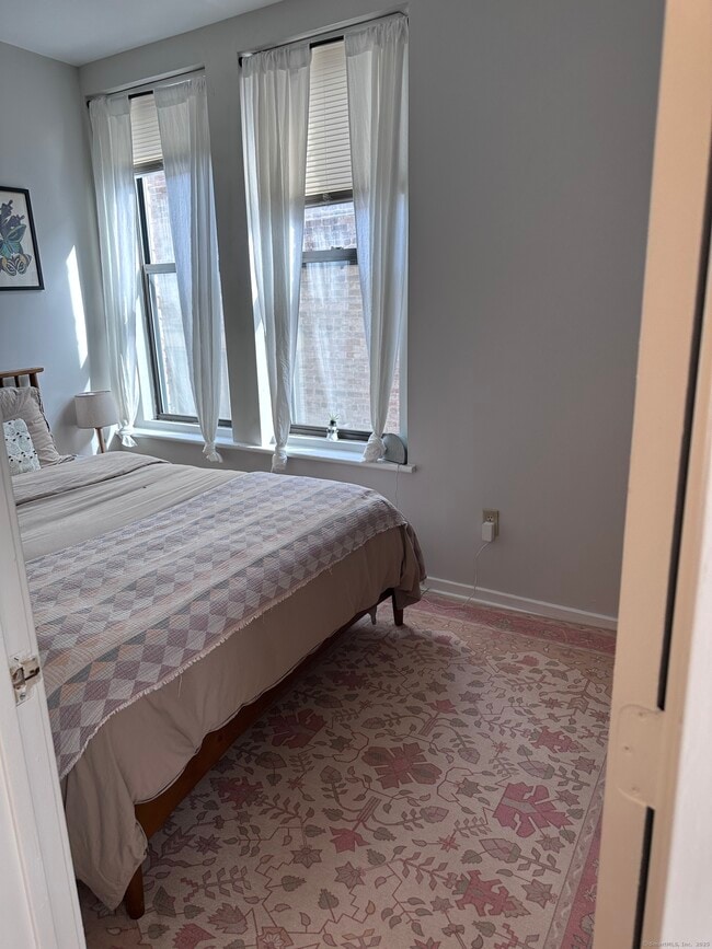 Photo - 83 Washington St Unidad 3B