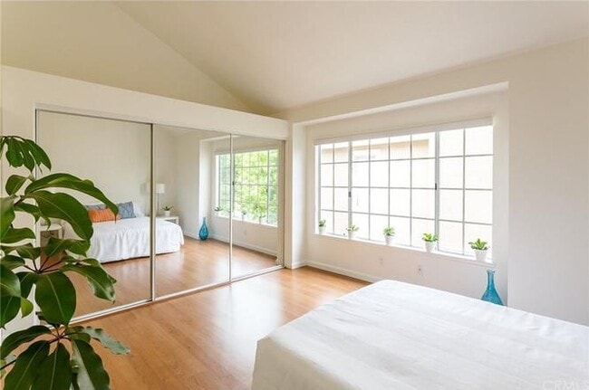 Photo - 14043 Lemoli Ave