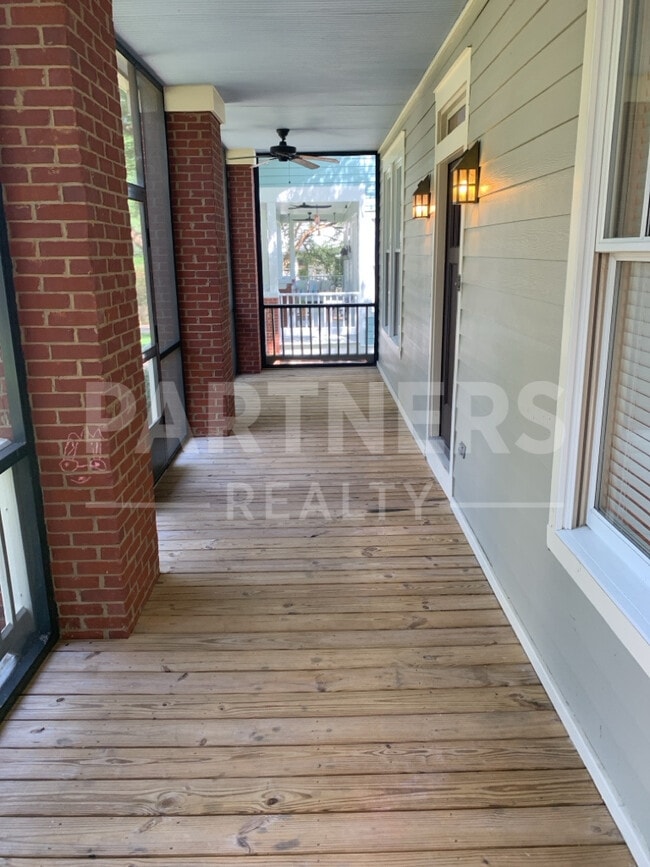 Photo - 19 Bungalow Ct