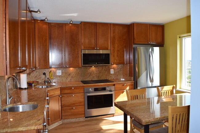 Photo - 8350 Greensboro Dr Unit 1017