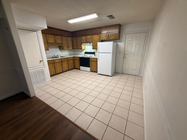 321 Trammell St Unit 3