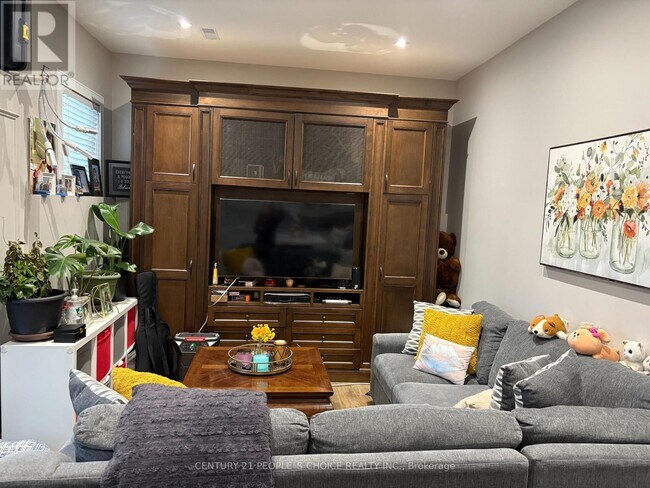 Photo - 171 Cornelius Pkwy