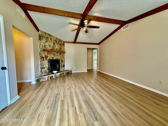 Photo - 4949 Azure St