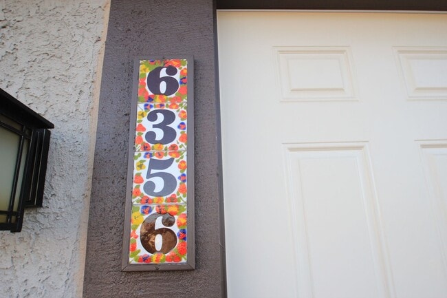 Photo - 6356 Swallow St