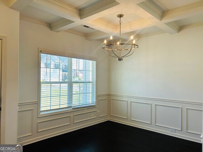 Photo - 162 Ashton Pl