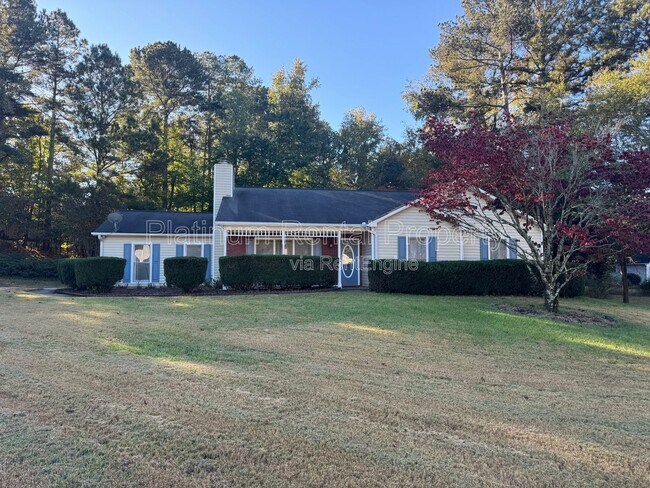 Building Photo - 335 Charlyne Way