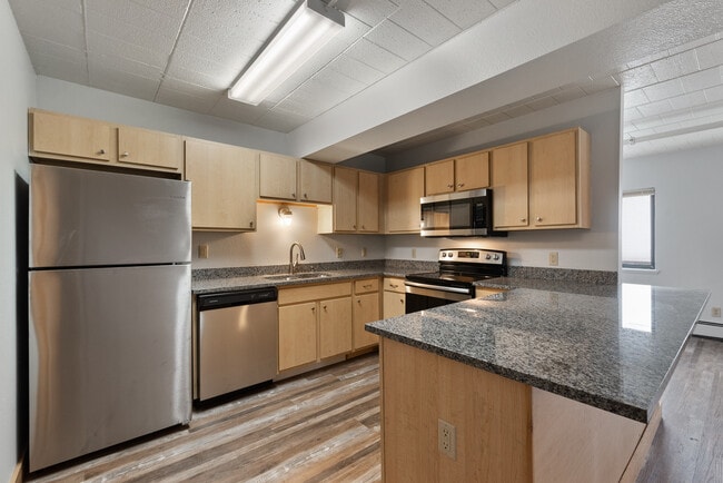 Building Photo - Kilbourn Terrace Rental