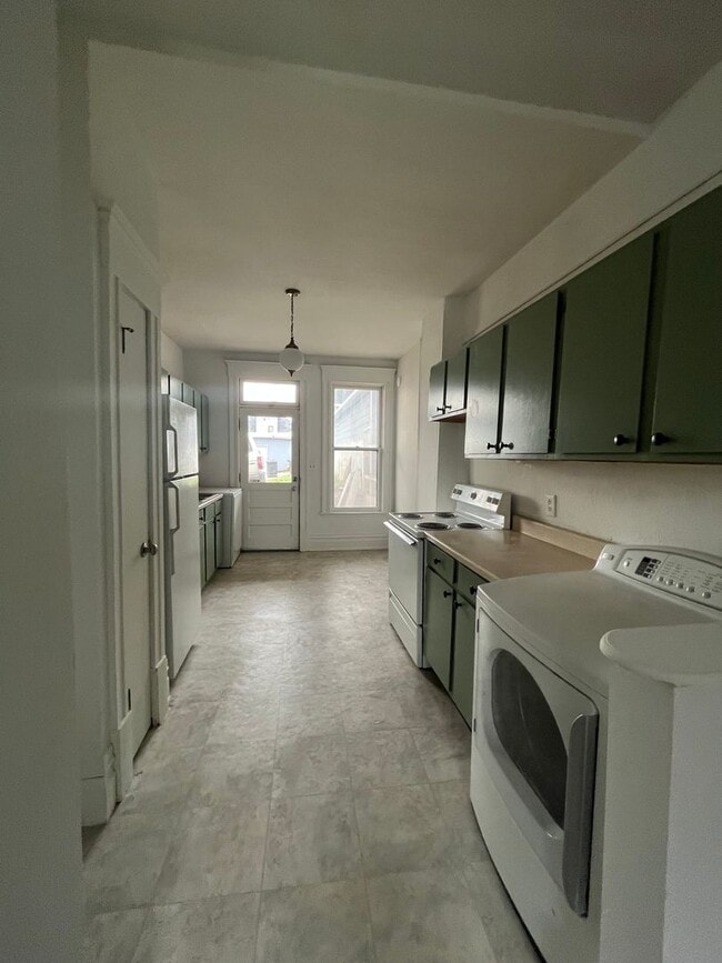 Photo - 716 W Quartz St Apartment Unit 716 W Quartz