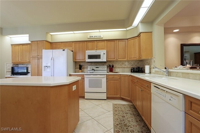 Photo - 5815 Persimmon Way
