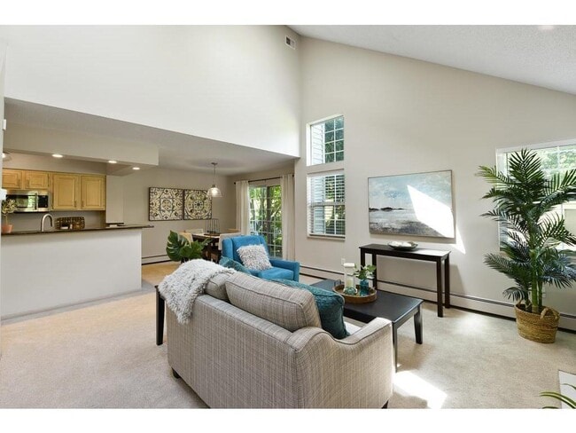 Photo - 1815 Terraceview Ln N