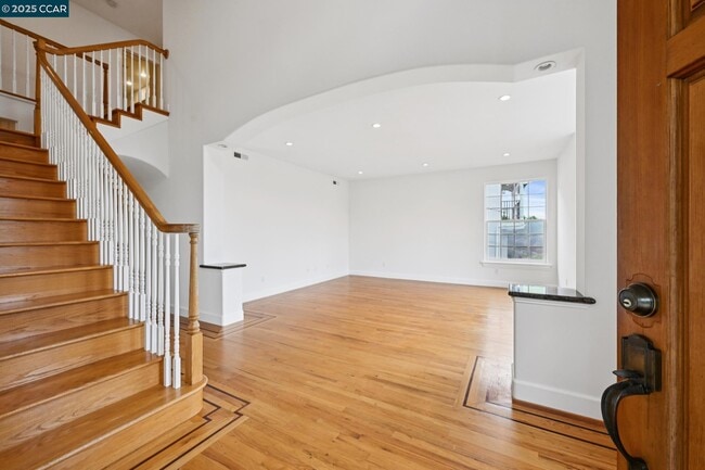 Photo - 4132 Balfour Ave