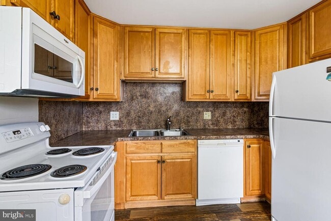 Photo - 429 Edgemont Ave