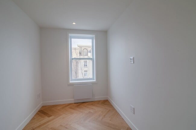 Photo - 590 Av. Outremont Unit 407