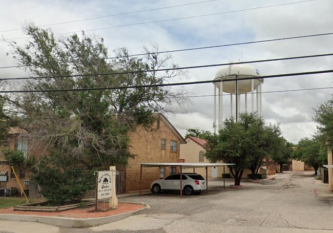 Photo - Whispering Oaks Apartments