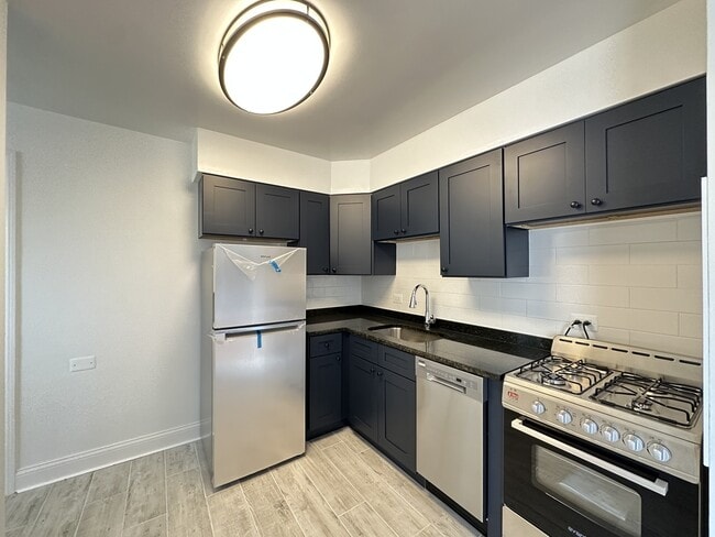 Photo - 6731 N California Ave Unit S3