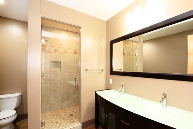 Photo - 713 S Central St Unit 104