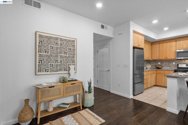 2071 Mahuron Cir