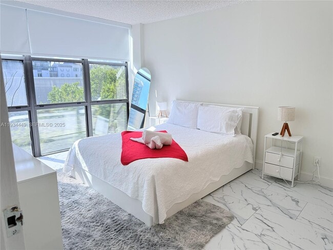 Photo - 16909 N Bay Rd Unit 519