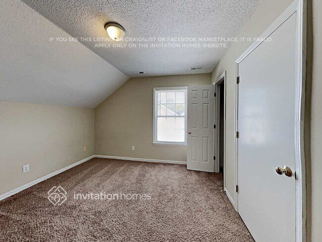 Photo - 2004 Pineton Ct