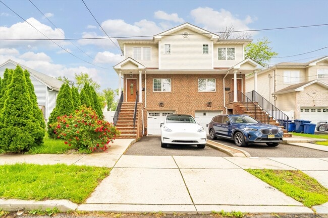 Photo - 286 James St Townhome