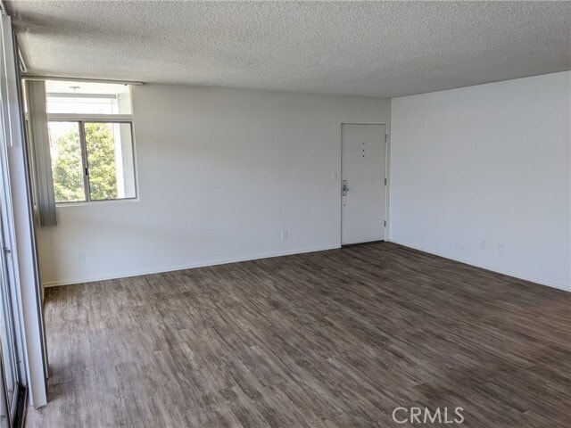 Building Photo - 11942 Darlington Ave Unit 5 Rental