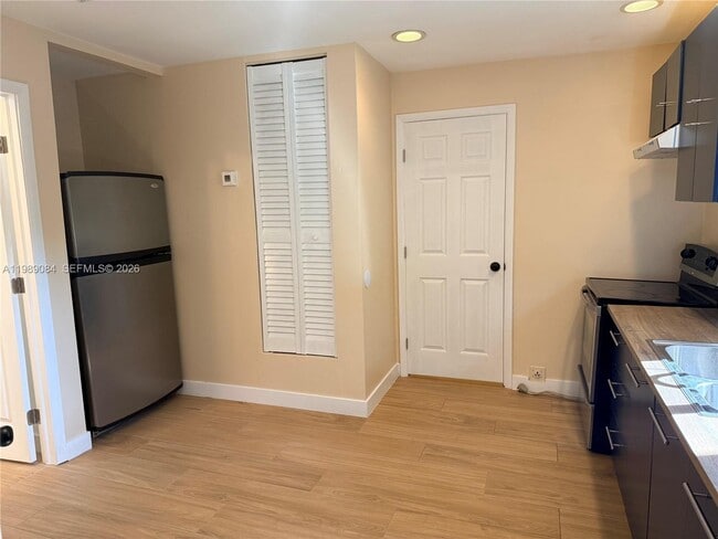 Building Photo - 287 NE 118th Terrace Unit D