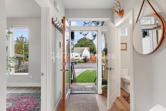 Photo - 2025-2491MF Unidad A