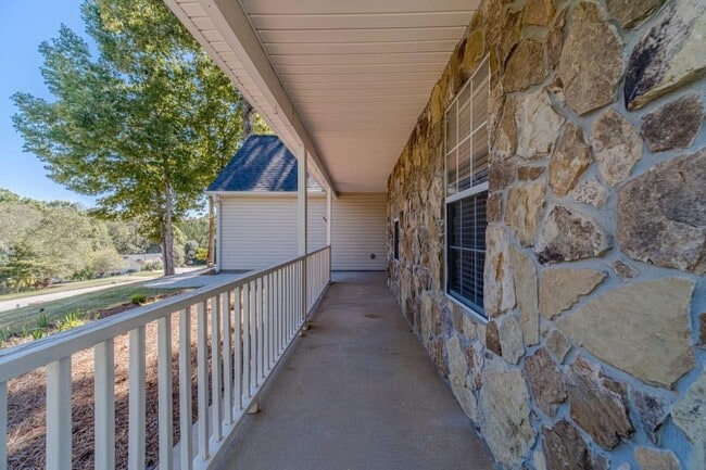 Photo - 701 Woodland Ridge Dr