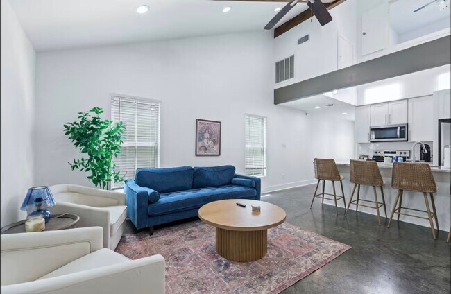 Photo - FOR RENT in LAFAYETTE!