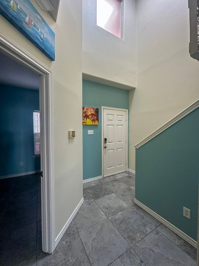 Photo - 15405 Salt Cay Ct
