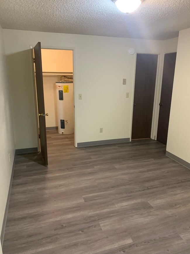 Rockcliffe Apartments