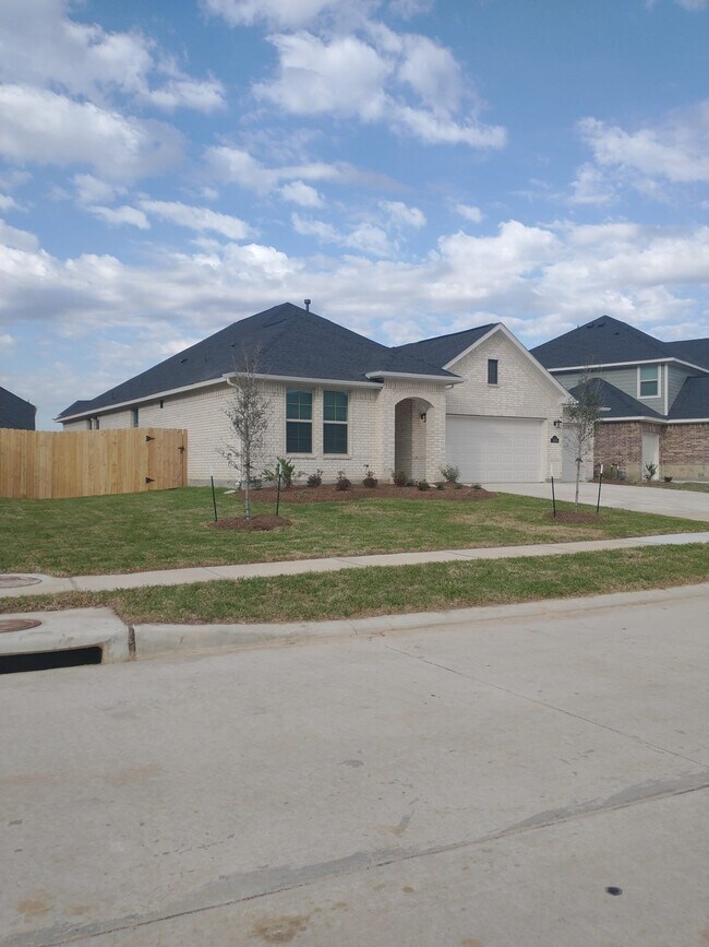 Photo - 8034 Royal Palm Dr