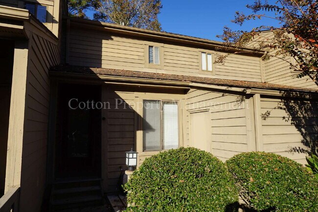 Photo - 229 St Luke Ct