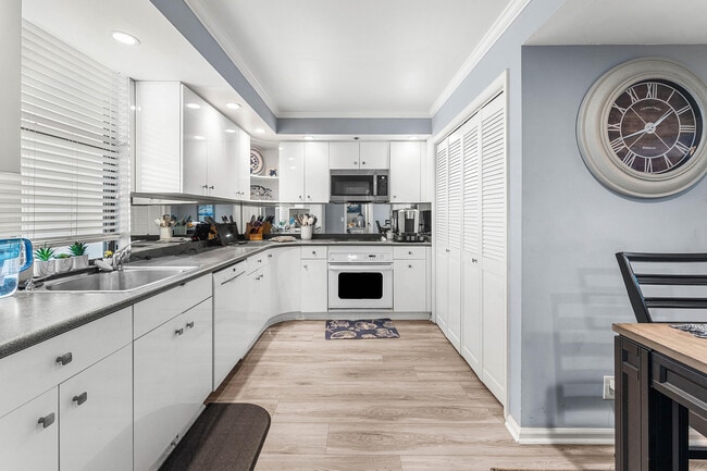 Photo - 100 S Beach Rd Unit 602