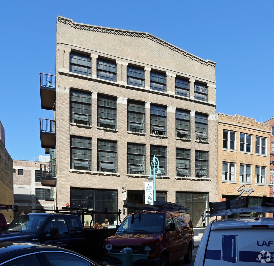 Photo - 211 N Broadway