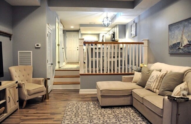 Photo - 326 Sterling St Unidad C4